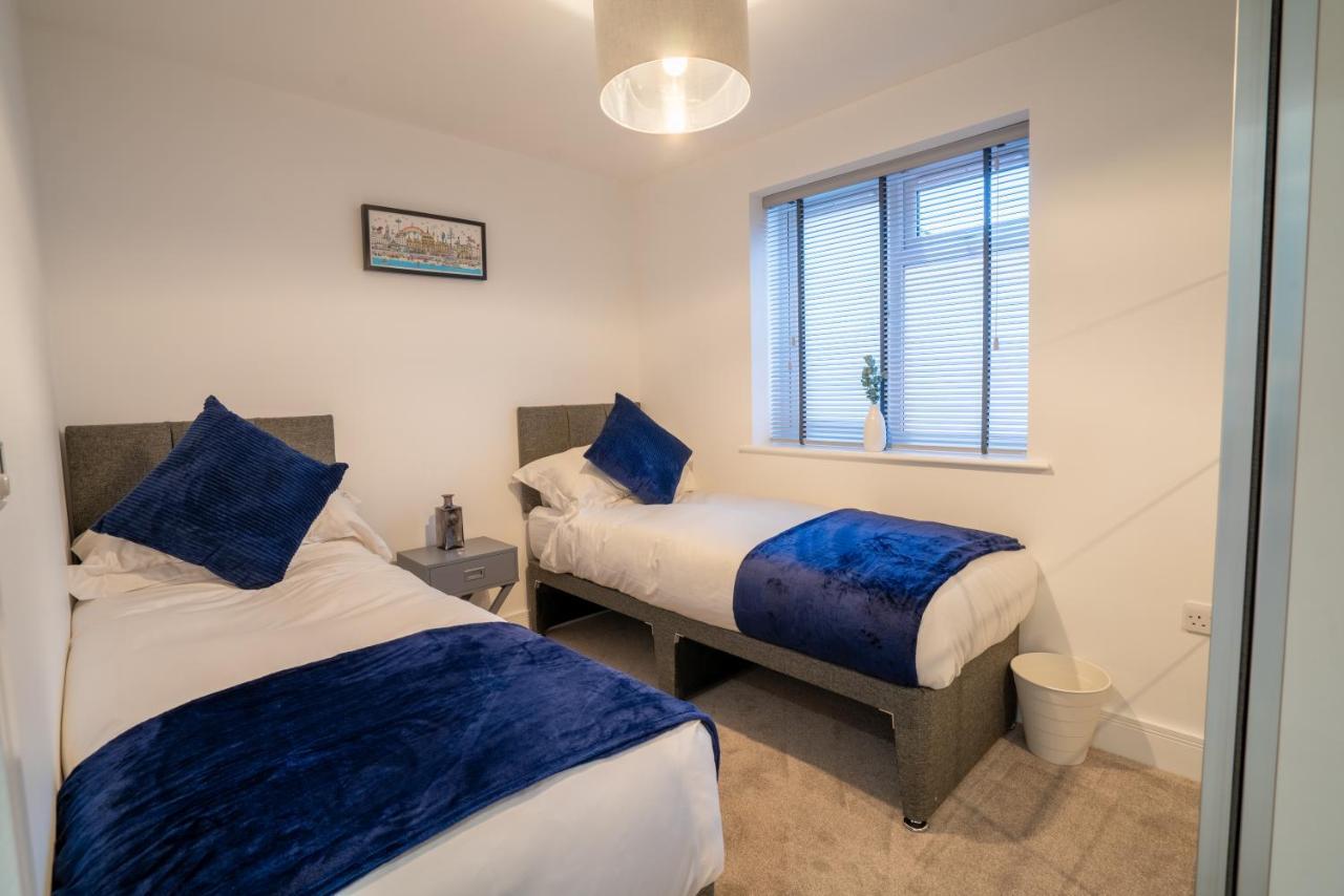 Mill Road Ground Floor Apartment Crawley  Bagian luar foto